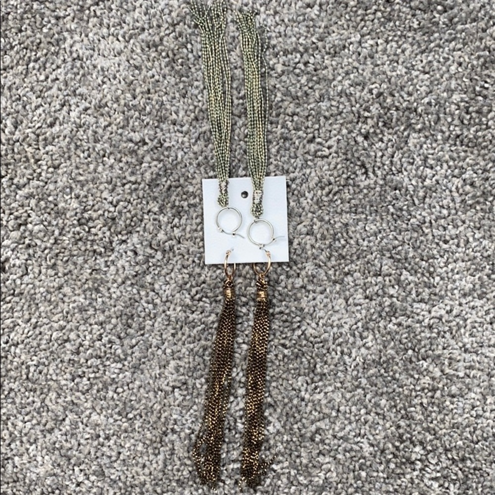 SET OF FREE PEOPLE EARRINGS